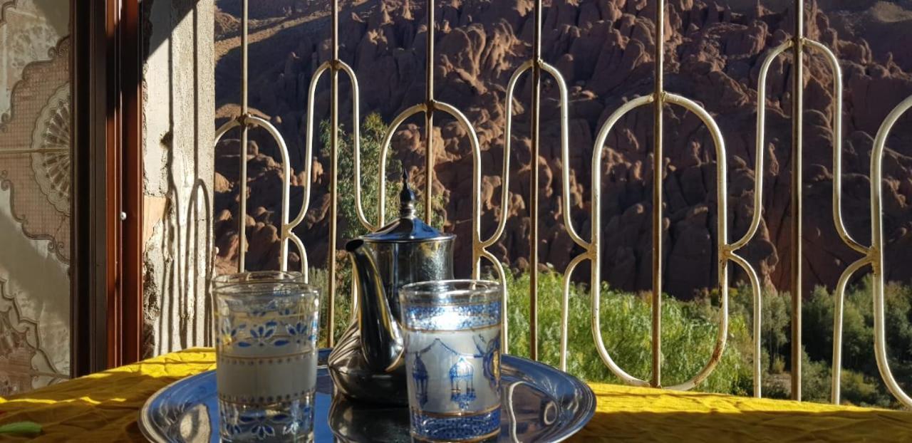 Maison D'Hote Chez La Famille Tamellalt  ภายนอก รูปภาพ
