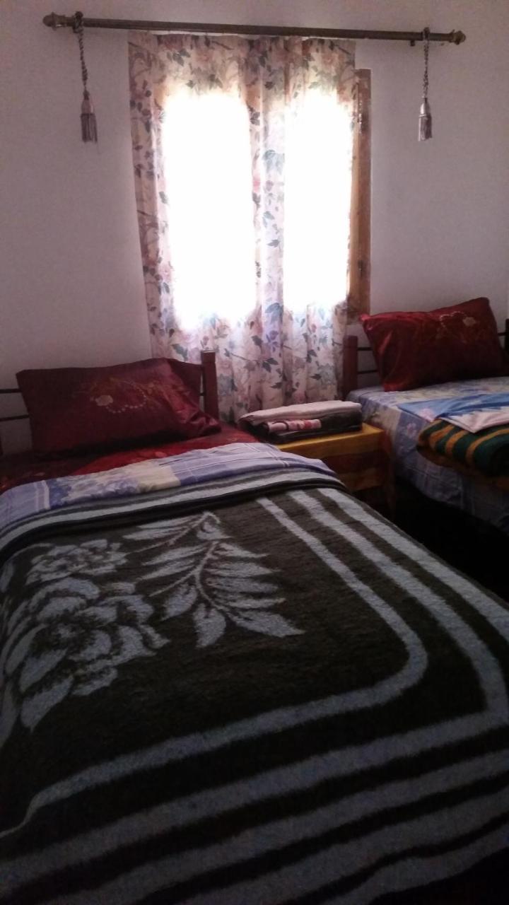 Maison D'Hote Chez La Famille Tamellalt  ภายนอก รูปภาพ