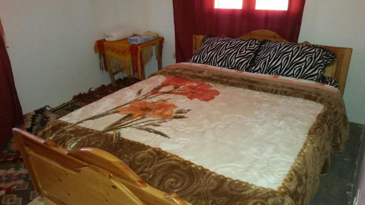 Maison D'Hote Chez La Famille Tamellalt  ภายนอก รูปภาพ